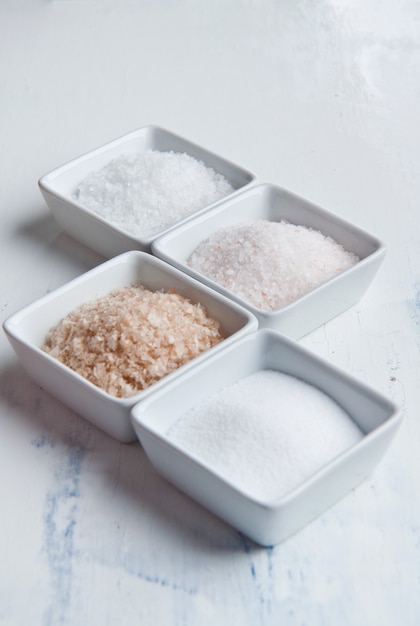 写真 4種類の塩