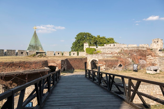 Fragment van het fort van belgrado met een brug servië