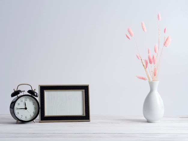 Frame mock up and black clock.