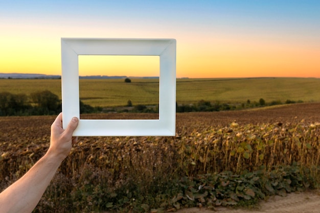 Photo framing landscape while traveling