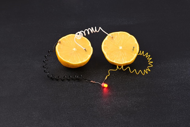 Free energy electricity generator using Lemon.