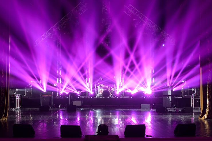 Photo free stage with lights, lighting devices.
