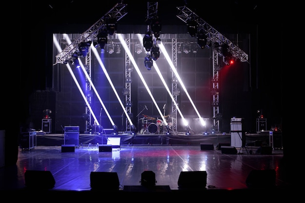 Photo free stage with lights