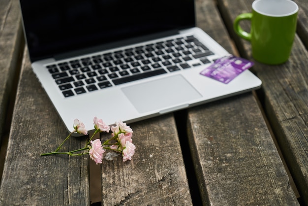 Free working area in nature