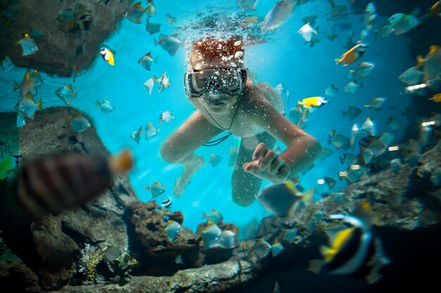 freedive langs het hersenkoraal