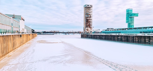 freezed lake in the city