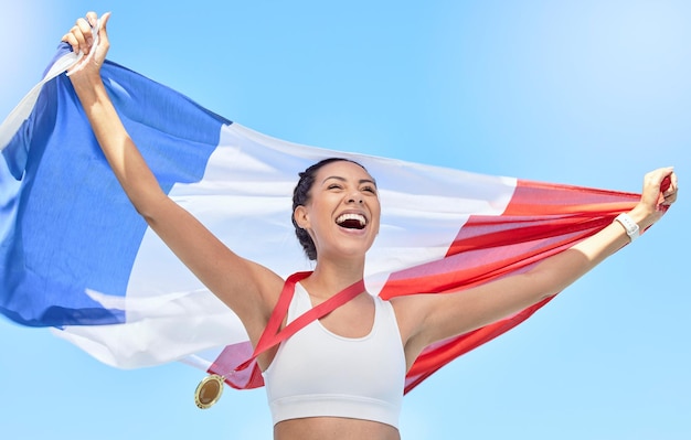 사진 그녀의 금메달 올림픽 우승을 축하하는 프랑스 운동 선수
