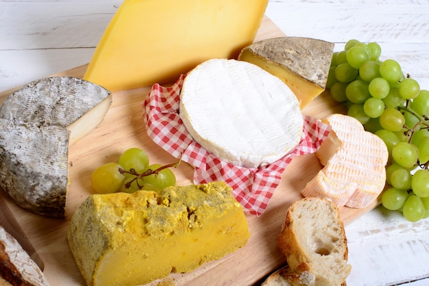 French cheese tray