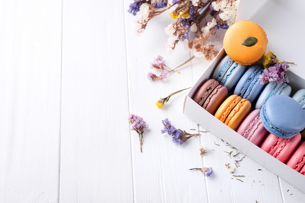 French colorful macarons