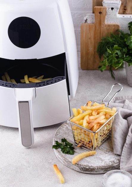 French fries cooked in air fryer