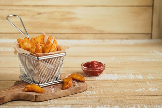 写真 フライド ポテト フライド ポテト ファーストフードと不健康な食品の概念