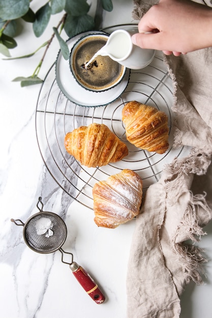 Fresco croissant al forno