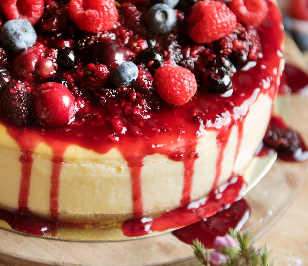 Fresh berry cheescake food photography recipe idea