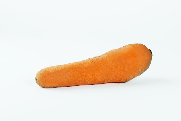 Fresh carrotsisolated on a white background