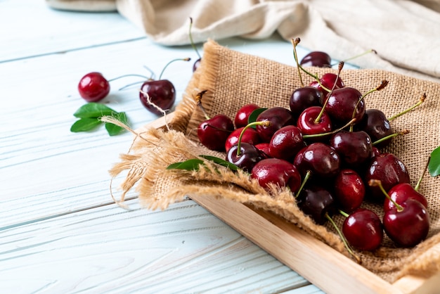 Fresh cherries in bowl