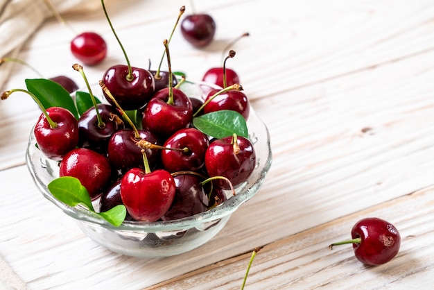 Fresh cherries in bowl 