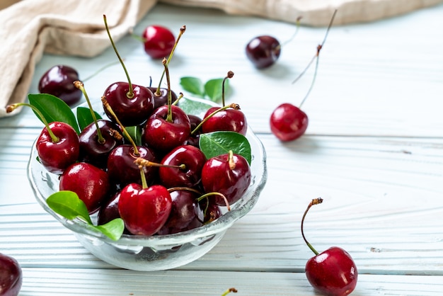 Fresh cherries in bowl