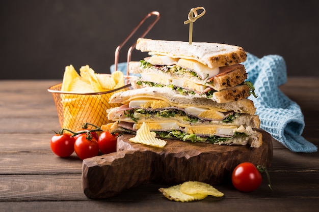 Fresh club sandwich