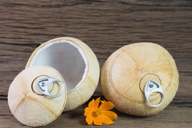 fresh coconut drink, coconut with pull ring