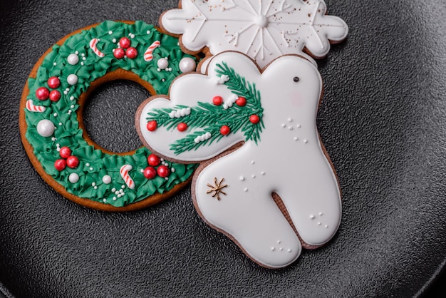 Photo fresh delicious baked christmas or new year gingerbread cookies