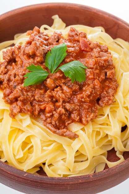 Foto tagliatelle alla bolognese fresche e deliziose