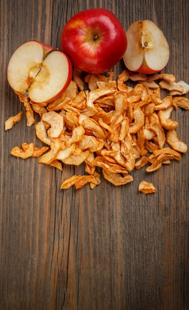 Fresh and dried apple