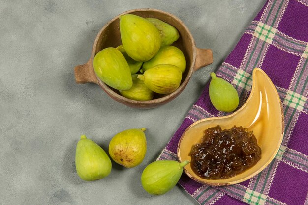 Fresh figs with ingredients on the table