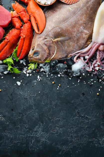 Photo fresh fish and seafood healthy food flounder lobster squid tuna fish