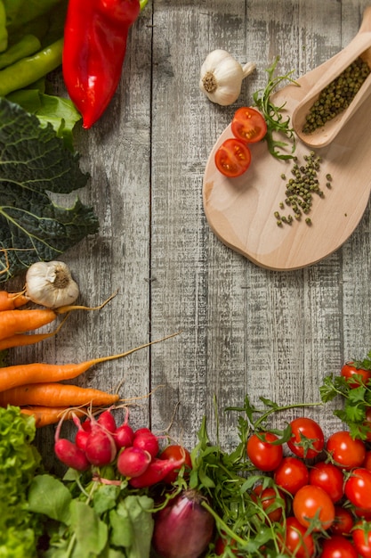 Foto cibo fresco sul tavolo