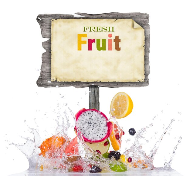 Photo fresh fruit in water splash and wooden board