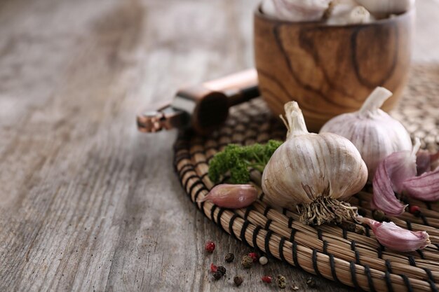 Fresh garlic on wicker mat