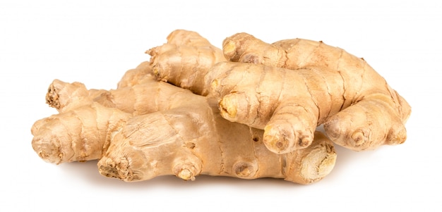Photo fresh ginger root isolated on white