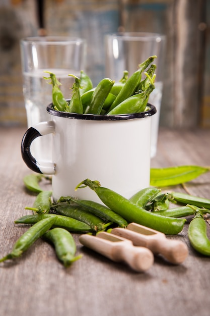 Fresh green peas