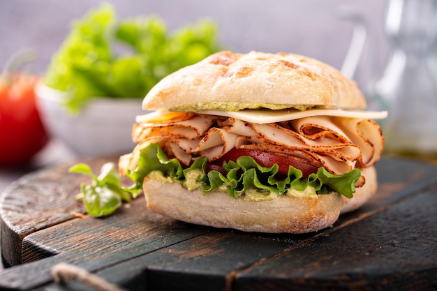 Fresh and healthy pesto turkey sandwich