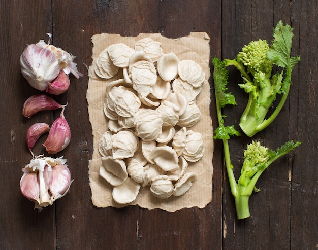 Fresh italian pasta orecchiette with vegetables