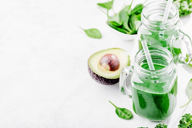 Fresh made green smoothie in bottle