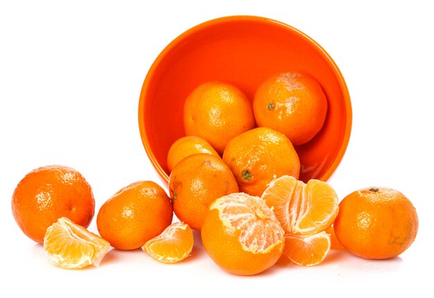 Fresh mandarins in bowl