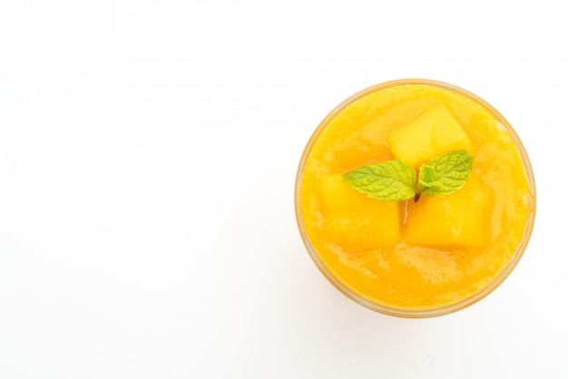 fresh mango smoothies 