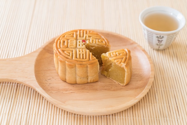 fresh moon cake