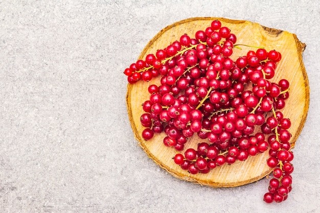 Fresh organic currants