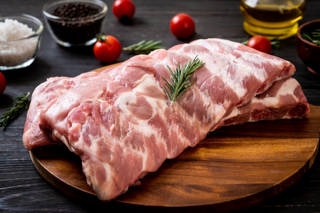 Fresh raw pork ribs