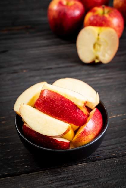 fresh red apples sliced bowl