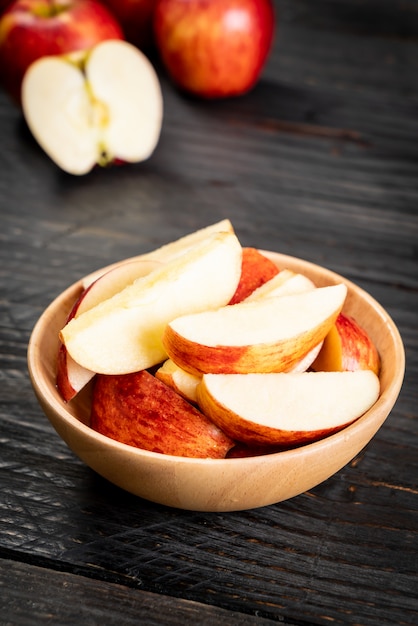 fresh red apples sliced bowl