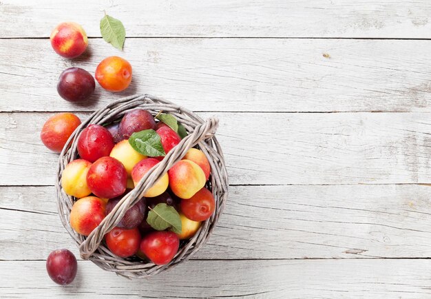 Photo fresh ripe peaches