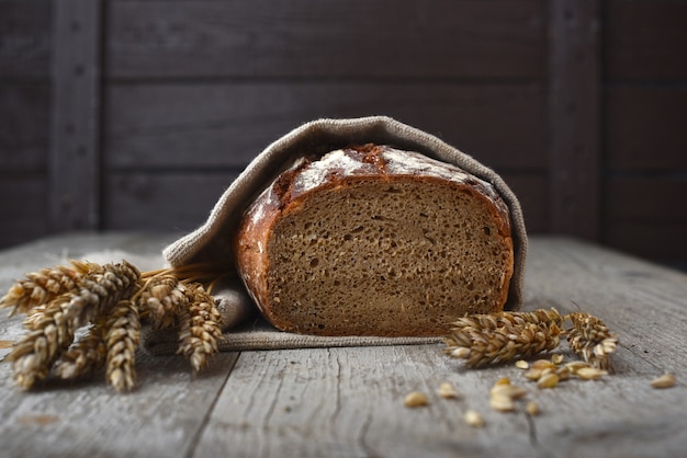 Fresh rye flour bread with wheats