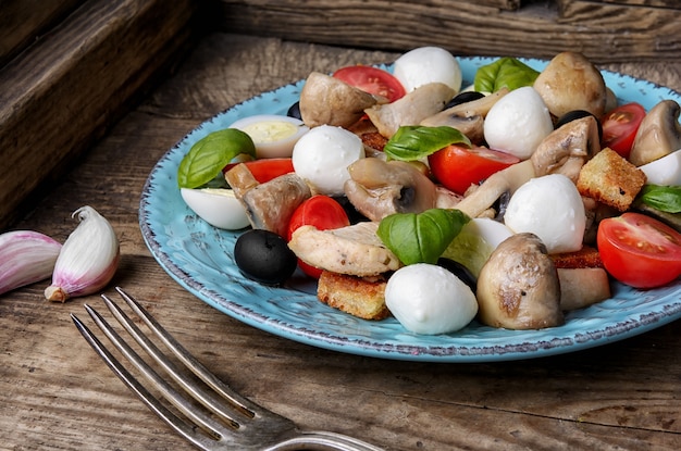 Fresh salad with chicken and herb