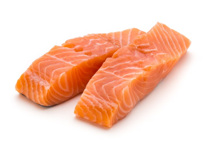 Photo fresh salmon fillet isolated