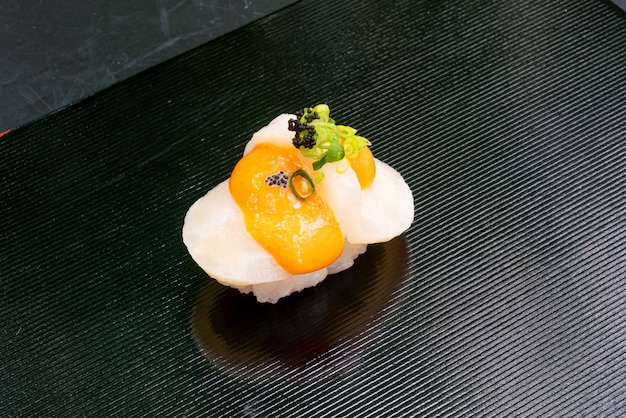 fresh scallop sushi or hotate sushi