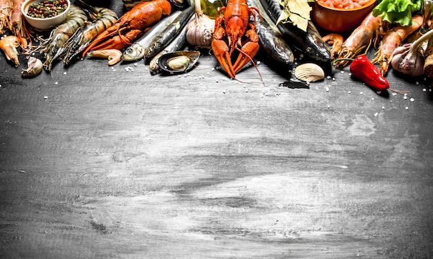 fresh seafood a wide range of shrimp, lobsters, octopus and other marine life on a black chalkboard