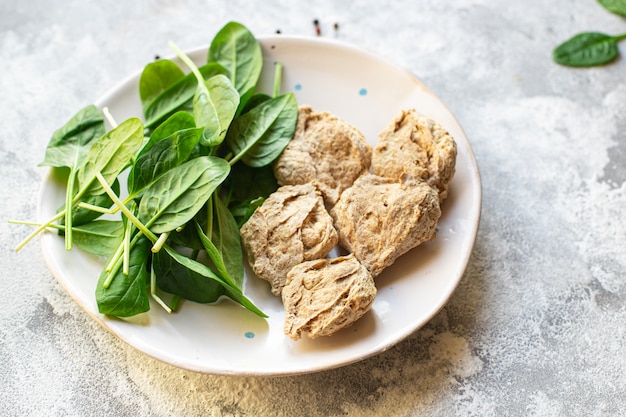 신선한 콩 고기 식물성 단백질 seitan 원시 조각 간식 건강한 식사